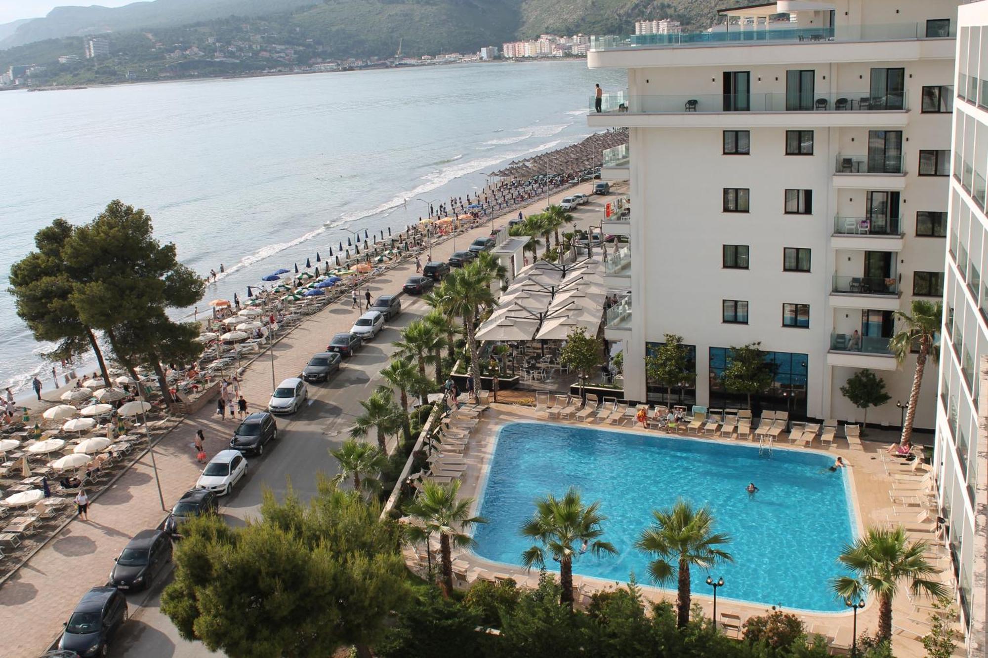 Blue Apartments & Hotel Shëngjin Esterno foto